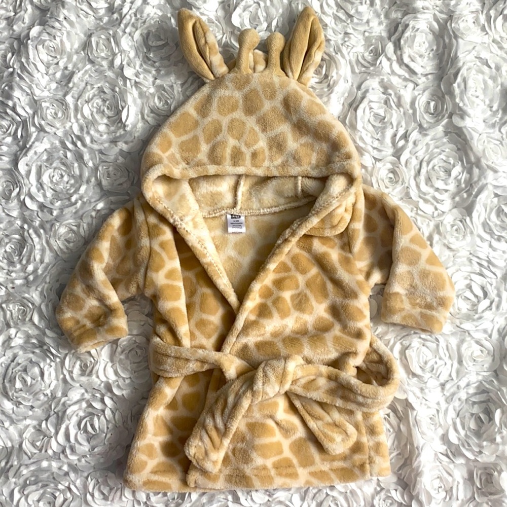 3/$30 0-9 months baby giraffe bath robe
